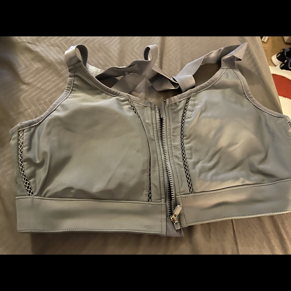 Fabletics sports bras
